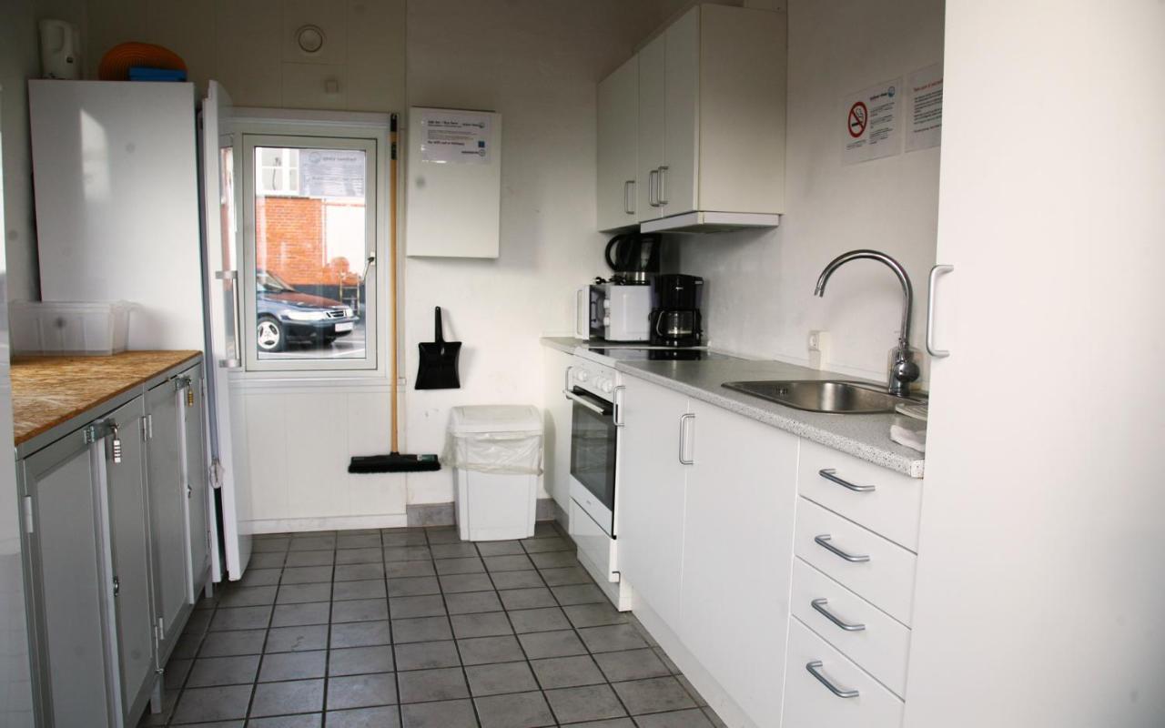 Harbour Sleep Motel Neksø Екстериор снимка